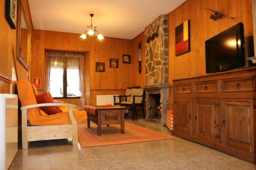 Casa Rural Los 2 Yugos Navaluenga Dış mekan fotoğraf