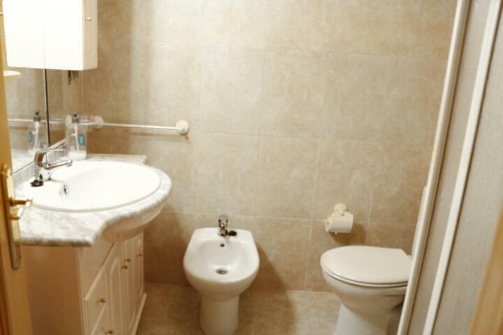 Casa Rural Los 2 Yugos Navaluenga Dış mekan fotoğraf