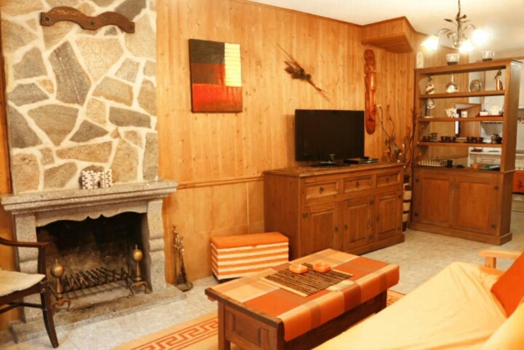 Casa Rural Los 2 Yugos Navaluenga Dış mekan fotoğraf